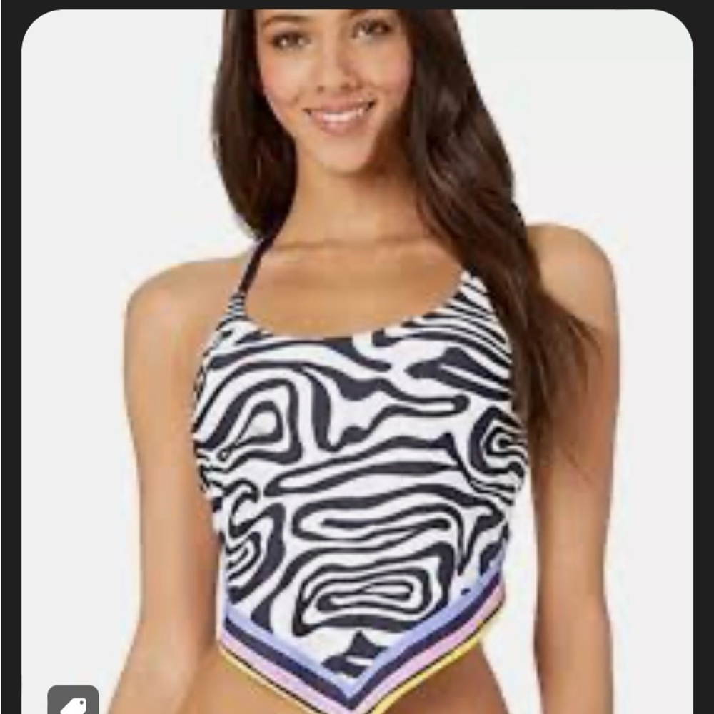 NWT Trina Turk Hanker hide bikini top. Size 6.